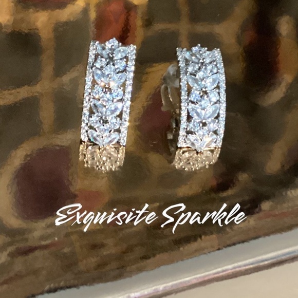 Cz Diamond Floral Post Back Drop Earrings - Picture 15 of 16